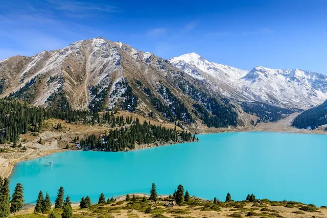 เอเชียกลาง คาซัคสถาน (Kazakhstan) - คีร์กิซสถาน (Kyrgyzstan)