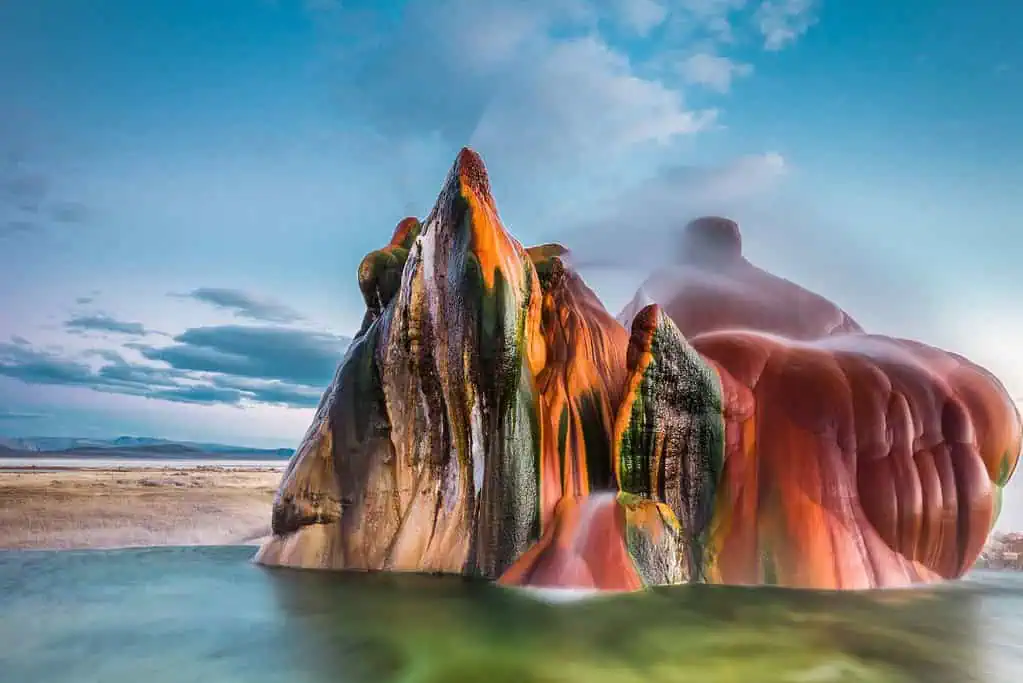 ฟลาย ไกเซอร์ Fly Geyser